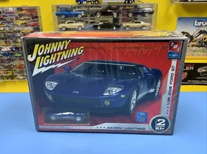 Ford GT 2005 AMT ERTL / JOHNNY LIGHTNING "NUEVO" - Imagen 1 de 4
