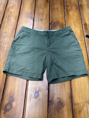 Old Navy Booty  Every Day Shorts mid rise Sage Green cotton blend Womens Size 4 - Image 1 of 4