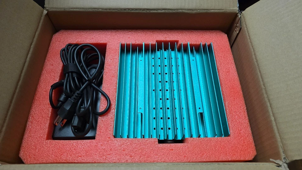 KS0 PRO KAS Miner, Special Edition, Kaspa, Kheavyhash, ~300GH/s!,  200W PSU Inc. - Image 1 of 4