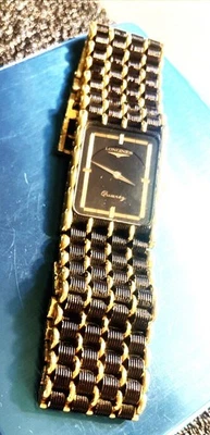LONGINES QWR  BLACK AND GOLD   QUARTZ  BATTERY REPLACED - Image 1 of 2