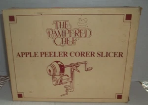 Pelador de manzanas Pampered Chef Corer Corer - Abrazadera, mango de madera rojo, Taiwán de colección - Imagen 1 de 18