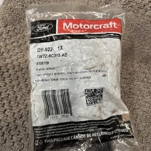 Engine Crankshaft Position Sensor Motorcraft 1W7Z6C315AB - Picture 1 of 4