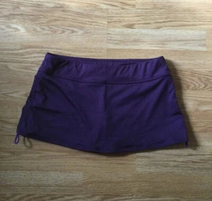TYR Durafast Della Skort Workout Swim Skirt Size 8 Deep Plum - Picture 1 of 14