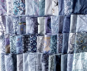 ! LOT PURE SILK Antique Vintage Sari REMNANT Fabric 50 SMALL PIECES GREY - Picture 1 of 6