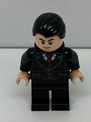 Минифигурка Брюса Уэйна LEGO Superhero черный клетчатый костюм Batman комиксы DC - Изображение 1 из 2