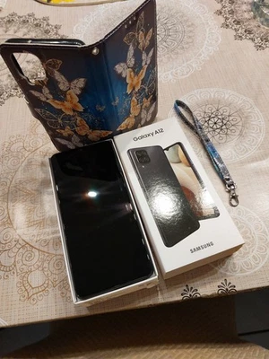 Samsung Galaxy A12 - 64GB - Schwarz (Ohne Simlock) (Dual-SIM) - Bild 1 von 4