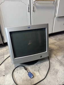 HP S7540 16" 1024 x 768 CRT Monitor W/stand Tested Works - Picture 1 of 11