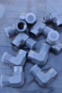 LOT OF 10 1/2 MNPT x 1/2 FNPT 316ss Street Elbow Pipe Fitting Parker 1/2 CD-S - Picture 1 of 5