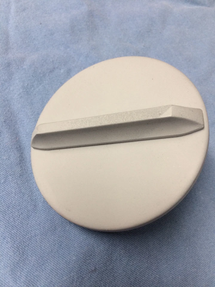 NEW GAS CAP MONZA SKYHAWK STARFIRE SUNBIRD GM H BODY 3 3/4" NOS VEGA OLDS BUICK - Image 1 of 2