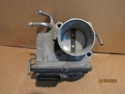 Toyota Scion XB 2008 2009 2,4 L unidad de control del cuerpo del acelerador del motor OEM 22030 28070 Foto 1 de 4