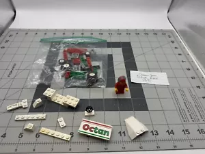 Vintage LEGO Town: Octan Racer (1890) - Picture 1 of 4