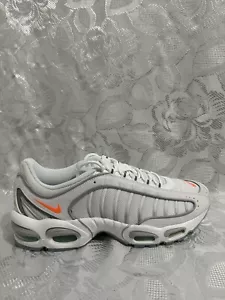 NIKE AIR MAX TAILWIND IV SE 11.5 TOTAL ORANGE WHT CT1614 100 OSSIDATO VOLT PLUS - Foto 1 di 16