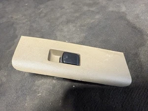 Nissan Frontier Rear Passenger RH Door Window Switch 2007-2009 OEM - Picture 1 of 5
