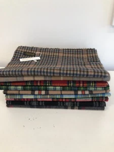 100% Cashmere Tartan Scarf. - Picture 1 of 10