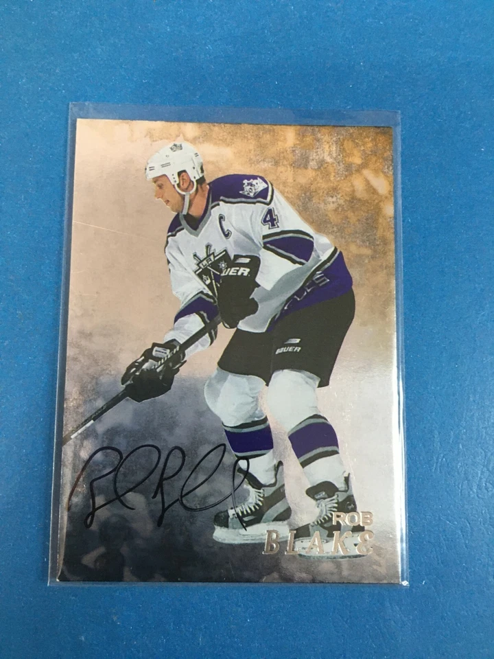 Autógrafos F145.321 1998-99 Be A Player #212 Rob Blake KINGS - Imagem 1 de 1