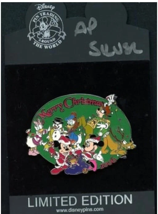 Prendedor de metal plateado AP prueba de artista Plutón Fab 6 de compras de Disney Foto 1 de 1