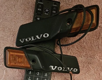 Volvo Vintage Fender Turn Signals.  PAIR.  140 164 240 340 440 Unusual.  - Image 1 of 4