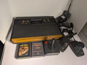 Atari 2600 Console Original Woodgrain 4 Switch Console Bundle + Tv Adapter. Work - Picture 1 of 9