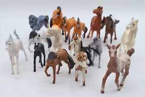 JUST PLAY PFERDE FIGUREN, 16 STÜCK - Bild 1 von 12