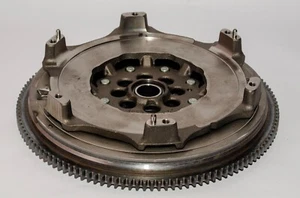 Volante motor Mopar para 18-24 3,6 L Wrangler/20-24 3,6 L Gladiator (68273846AC) - Imagen 1 de 4