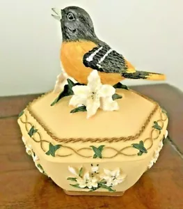 Singvogel Schätze Musik und Schmuckschatulle - Heritage House: Oriole - Bild 1 von 6
