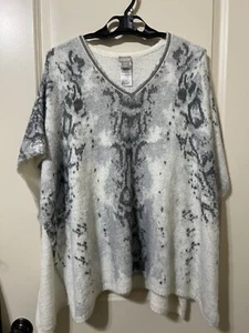 Chico's Women's Super Soft Snake-Print Poncho Gray/White Women's Size S/M - Picture 1 of 4