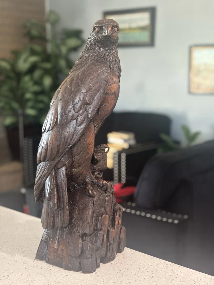 Estatua de águila Red Mill Mfg de colección aspecto de madera escultura de resina hecha a mano EE. UU. Foto 1 de 4