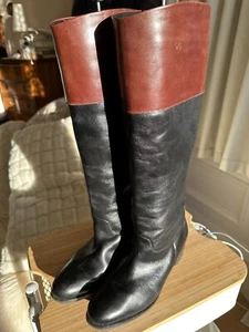 BALLY LADIES FINE LEATHER BOOTS Size 7.5 UK. Black With Brown Trim. Used 3 Times - Picture 1 of 9