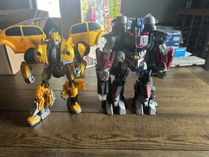 Transformers Optimus Prime 2008 y Bumblebee 2017 luces de trabajo y voz - Imagen 1 de 11