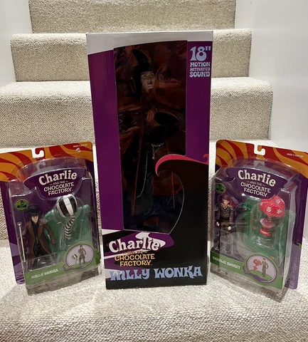 New Charlie and the Chocolate Factory 18” Motion activated sound figure /Plus 2 Cover