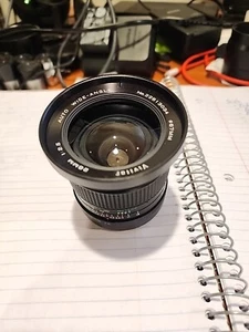 Vivitar 28 mm 1:2,5 Weitwinkel Objektiv Konica Halterung - Bild 1 von 5