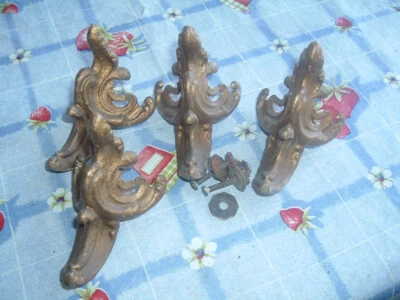 4  grands pieds de pendule horloge régule anciens - Photo 1/3