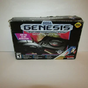 Console videogioco Sega Genesis Mini Home nera in scatola 40 giochi integrati testati - Foto 1 di 24