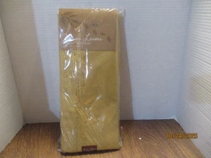 Autumn Leaves Fabric Tablecloth Elrene Home fashions New - Picture 1 of 10