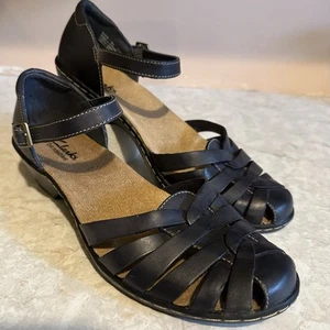 Clarks Bendables Wendy Land Leather Ankle Strap Sandals Navy Blue Women's 8M - Picture 1 of 13