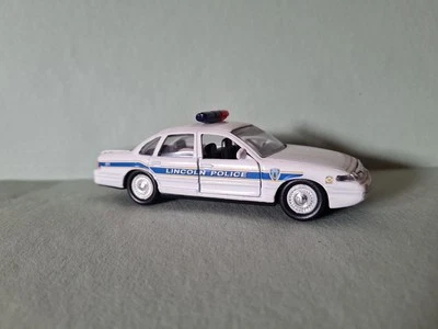 ROAD CHAMPS FORD CROWN VICTORIA LINCOLN POLICE SCALA 1/43  - Immagine 1 di 4