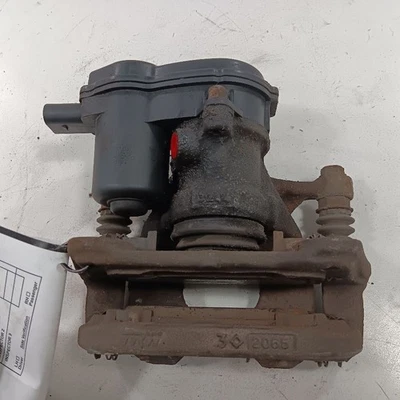 Pinza de freno trasera izquierda compatible con 15-23 RENEGADE Foto 1 de 4