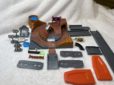 Micro Machines 4x4 Campout vintage playset 1991 24 Pieces Lewis Galoob - Image 1 of 4