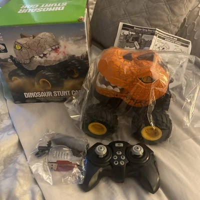 Dinosaur Stunt Car - Image 1 of 2