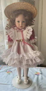 BEAUTIFUL 15” COLLECTABLE PORCELAIN DOLL - Collector Quality - Picture 1 of 6