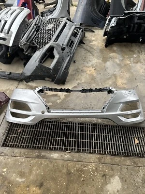 Parachoques delantero Hyundai Tucson 2010 2011 2012 2013 2014 usado fabricante original Foto 1 de 4