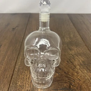 CRYSTAL SKULL HEAD WHISKEY VODKA WINE DECANTER BOTTLE GLASS BEER CUP CREATIVE  - Picture 1 of 8