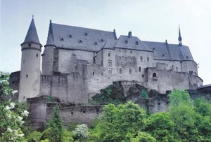CASTELLI09 - CASTELLO DI VIANDEN, LUSSEMBURGO - - Uno magnifico castello d'Europa - Foto 1 di 3
