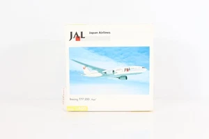 Herpa 560115 1:400 Scale Japan Airlines Boeing 777-200 'Vega' "JA8982" - Picture 1 of 7