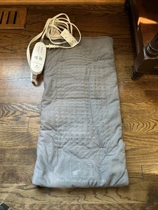 Sharper Image Calming Heat Massaging Weighted (4lbs) Heating Pad 12" x 24" - Picture 1 of 3