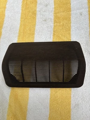 Parrilla de altavoz turbo Porsche 944 924 1979-1985  Foto 1 de 4