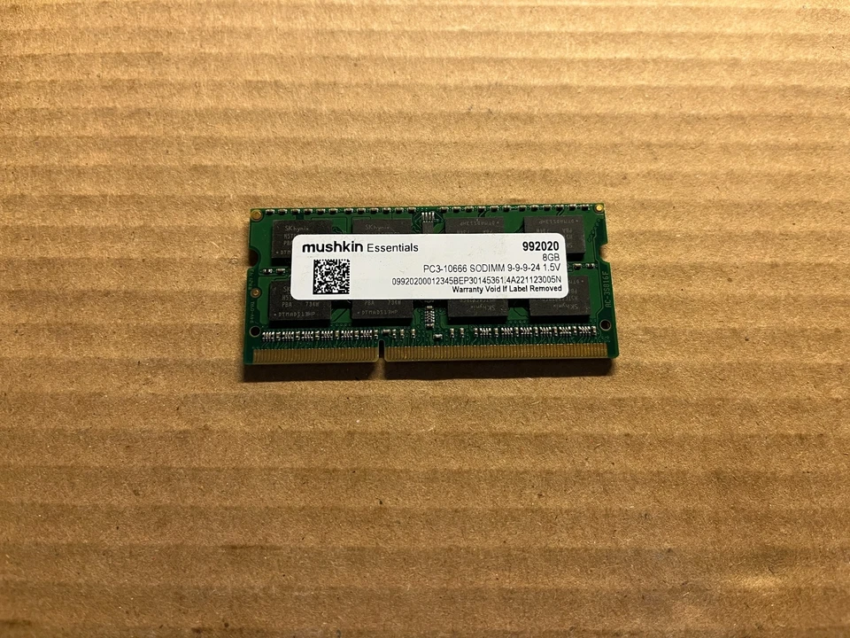 MUSHKIN ENHANCED ESSENTIALS 8GB 204-PIN DDR3 SO-DIMM 992020 V7-1(4) - Image 1 of 3