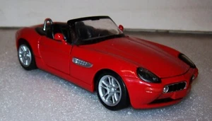 MODELLO AUTO PRESSOFUSO MIATSO 2001 BMW Z8 1/24 - Foto 1 di 4