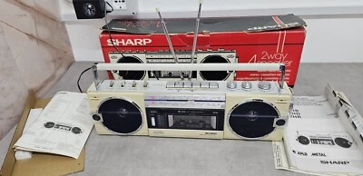 Sharp GF-7H Radio Stereo Cassette Recorder Boombox Ghetto Blaster - Immagine 1 di 4