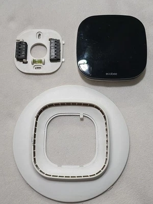 ecobee3 Smart Thermostat Alexa EB-STATZe3-01 w/Backplate WORKS - Image 1 of 4